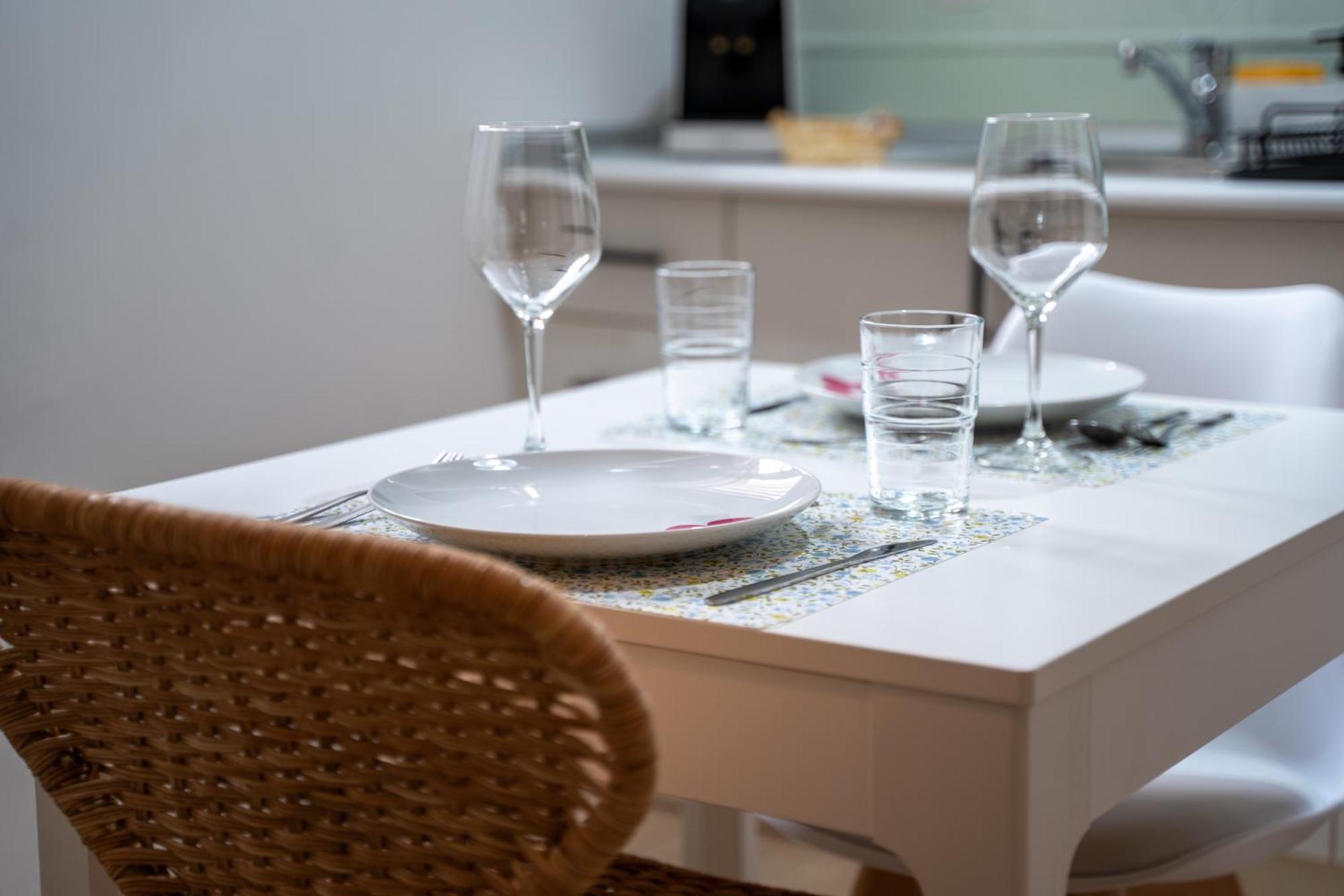 Apartamento En El Corazon De Granada - Cochera ภายนอก รูปภาพ